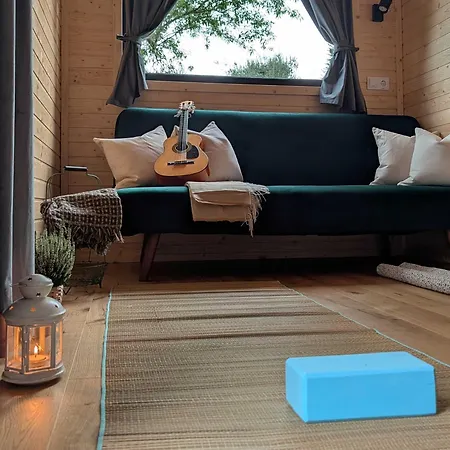 Viscozy By Tiny Away *